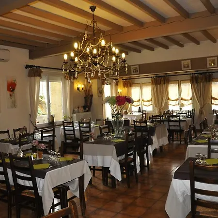 Hotel Les Deux Acacias Villepinte (Aude)
